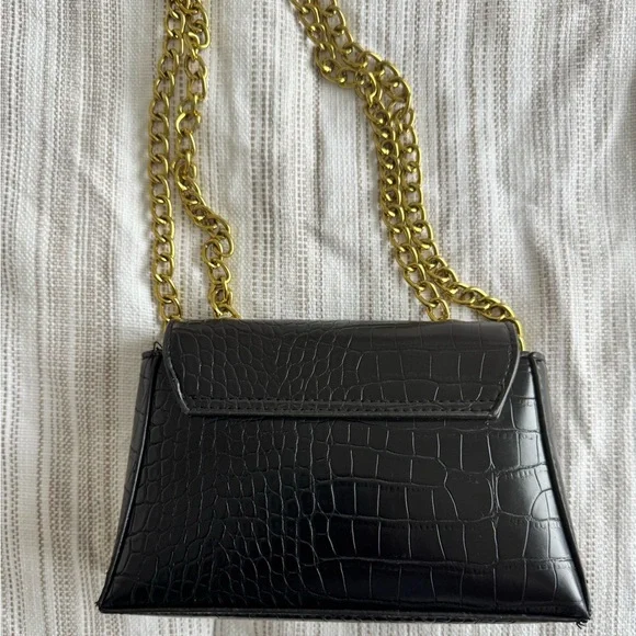 Black faux leather croc shoulder crossbody bag with gold hardware mini bag - Picture 5 of 8